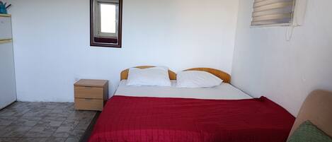 1 dormitorio, wifi, ropa de cama