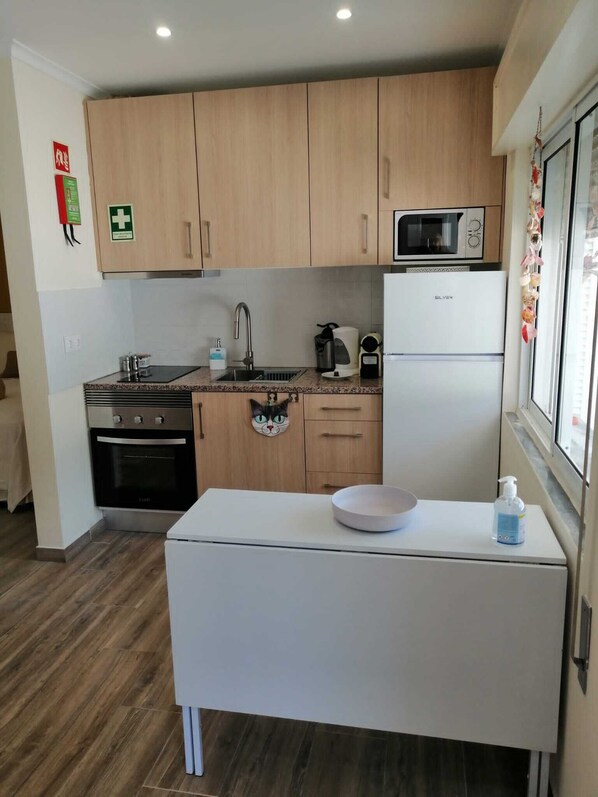 Microwave, oven, stovetop