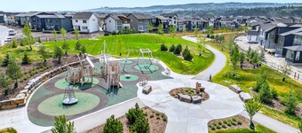 New Modern 5BR|3.5BA|2 Living Rms|2Full Kitchen|Arcade Games|near Banff|Sleep10