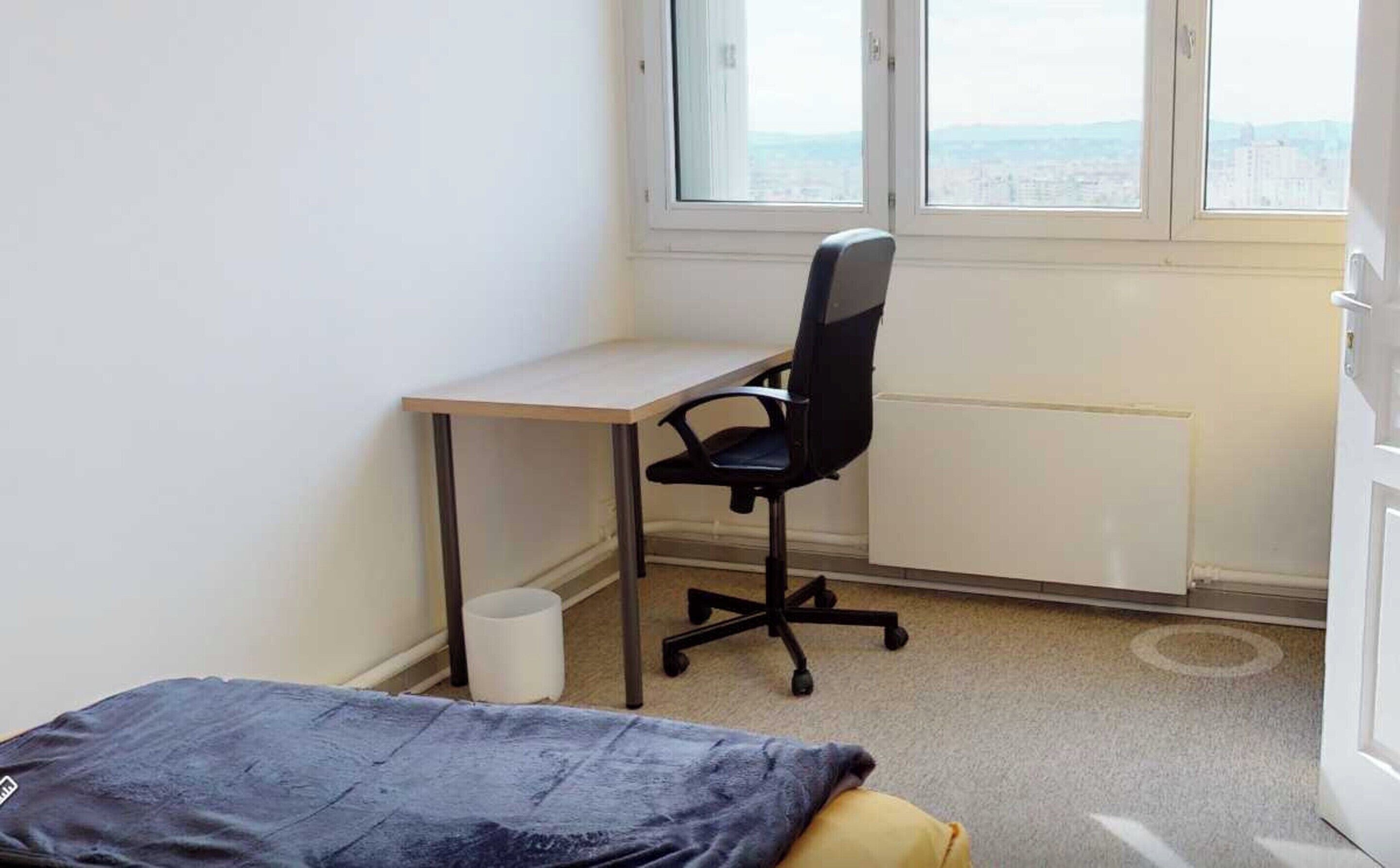 Apartment | 1 bedroom, bed sheets