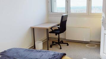 Apartment | 1 bedroom, bed sheets