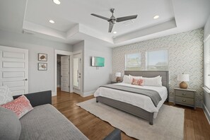 4 chambres, fer et planche à repasser, lit parapluie, Wi-Fi gratuit