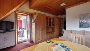 تلفزيون، كرة قدم الطاولة، تنس طاولة