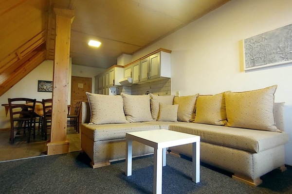 Wohnung 8+9 Wohnraum 4