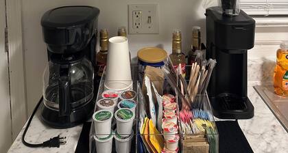 Fabulous townhome with outdoor space and greenway access in charming Wasena.