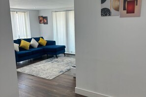 Interior - London Luxe Apartment With 3 Bedrooms (London)