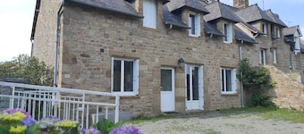 Vacation home in Brittany Le Daou Di