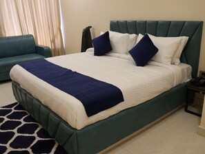 Suite Luxe | Coffres-forts dans les chambres, bureau