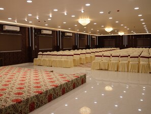 Banquet hall - PSK INN  (Nellore)