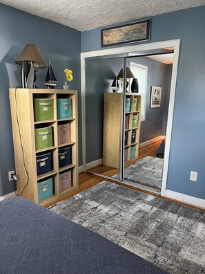 3 habitaciones, tabla de planchar con plancha y wifi gratis 