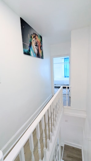 Interior - Getaway 2bed 1 bath minutes from art museum , Philly zoo Temple and Downtown (Philadelphia)