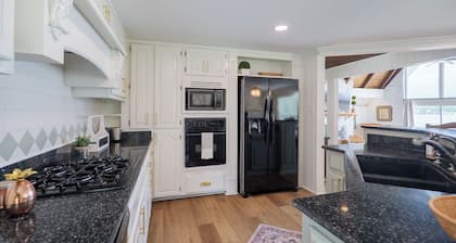 Lake House Pool Home With Dock and Boat Ramp