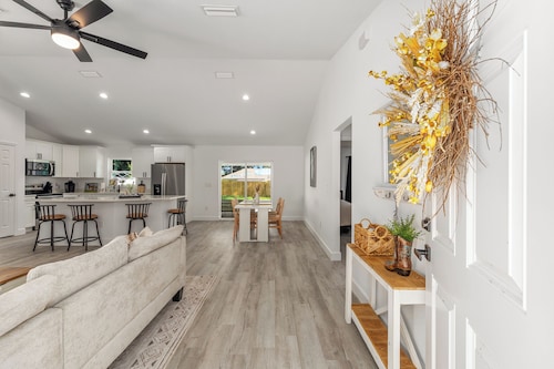 Equestrian Escape - 5 Mi to WEC