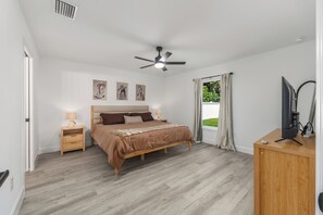 3 bedrooms, WiFi, bed sheets