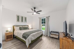 WiFi, bed sheets