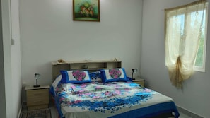 1 bedroom, iron/ironing board, WiFi, bed sheets