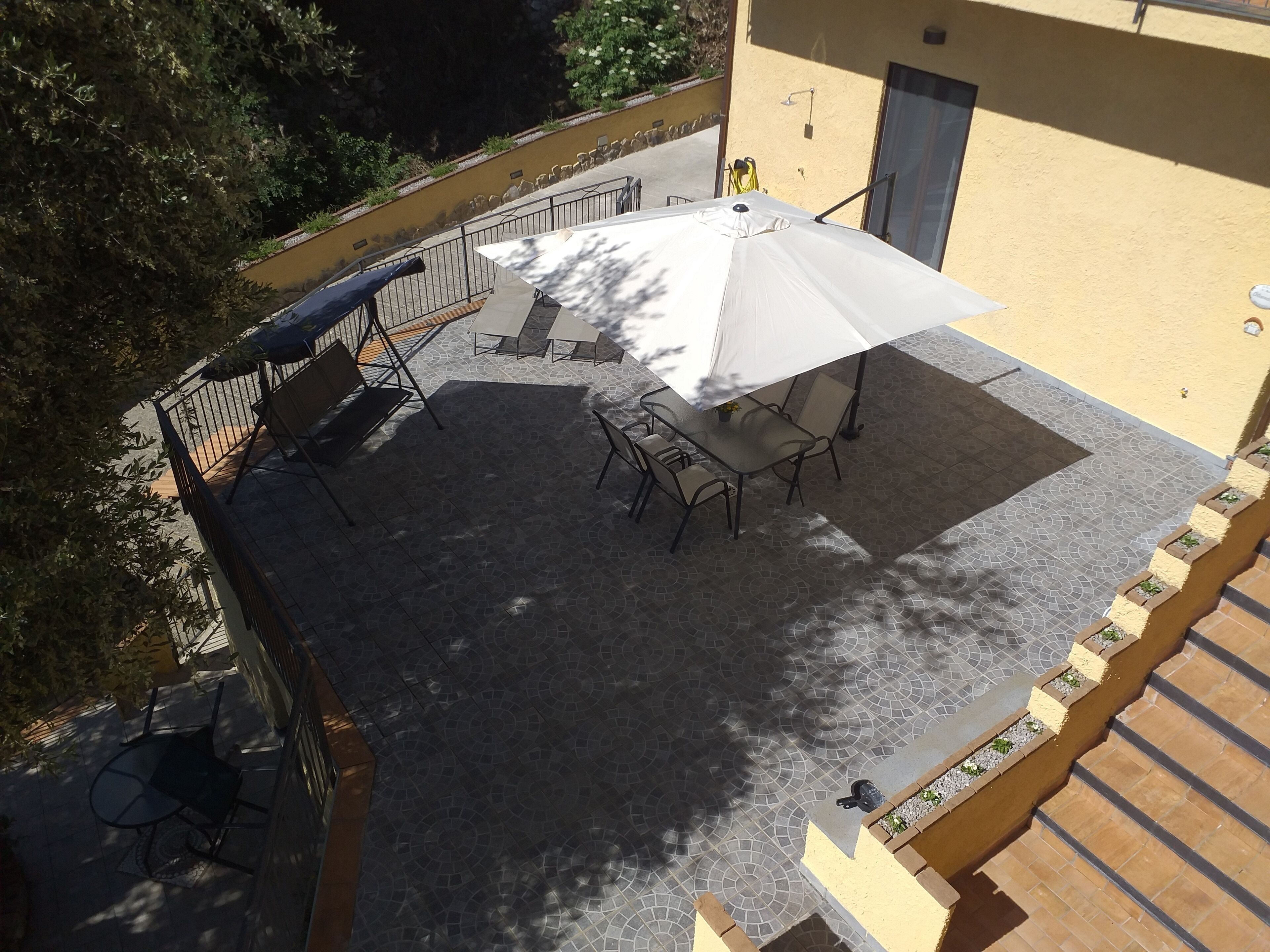 Oleandro | ลานระเบียง/นอกชาน