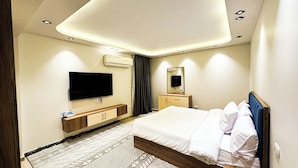 Economy Apartment, 1 Bedroom | In-room safe, desk, iron/ironing board (on request), WiFi (free) - Avenue Al Arab Residence (Giza)