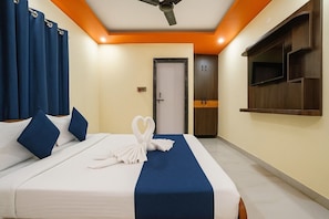 Deluxe Double Room | Free WiFi