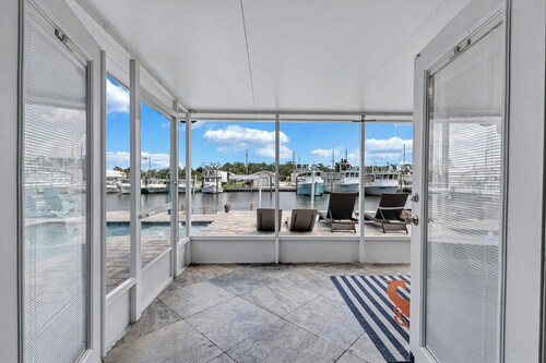 Hernando Beach Gulf Access, Dock & Heated Pool