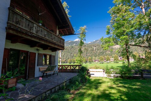 Haus Luise - Gemütliche Ferienwohnung mit Bergblick