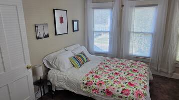 2 soverom, strykejern/-brett, wi-fi og sengetøy