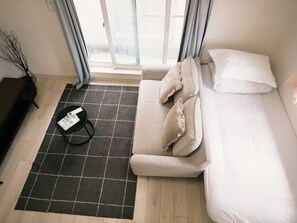 Family Duplex, Balcony | Blackout drapes, iron/ironing board, free WiFi, bed sheets - SHIZUKURIA MINAMIGYOTOKU (Ichikawa)