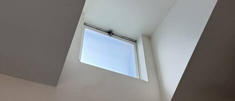 Rideaux occultants, fer et planche à repasser, Wi-Fi gratuit