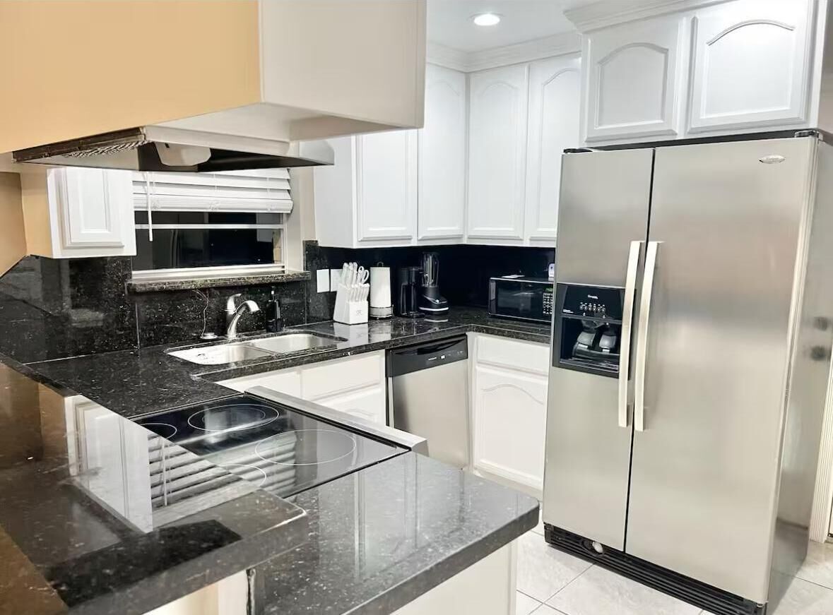 Microwave, stovetop, dishwasher