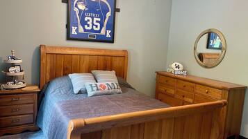 4 bedrooms, WiFi, bed sheets