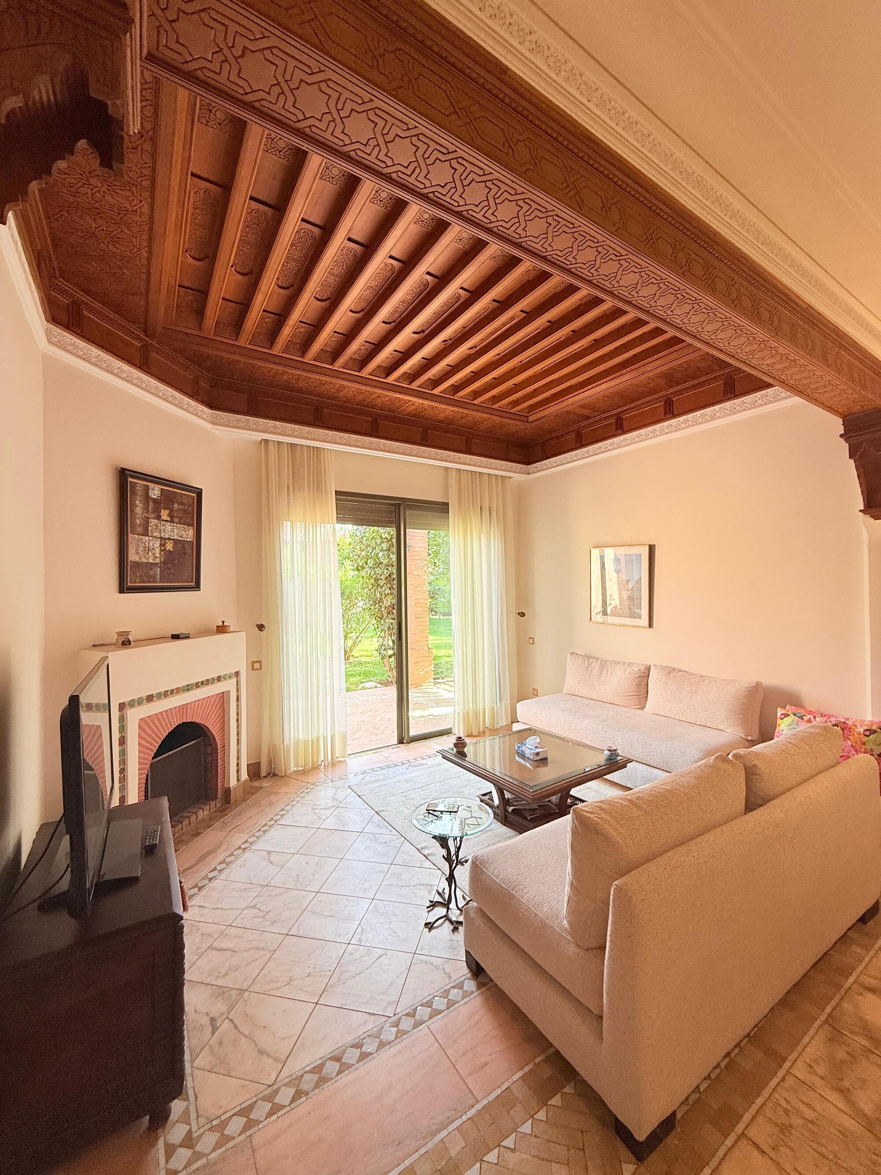 TV connectée, cheminée