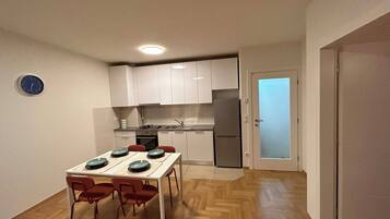 LÀgenhet Classic - balkong | Eget kök