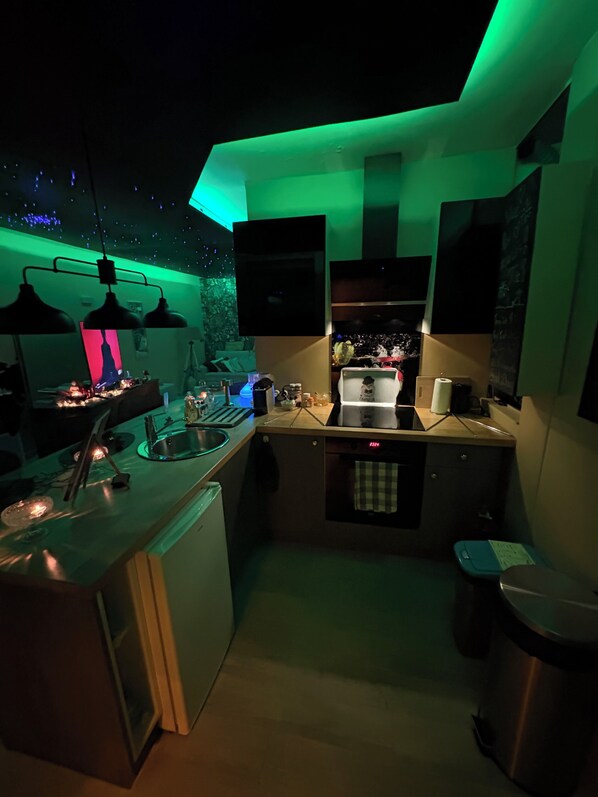 Microwave, oven, stovetop