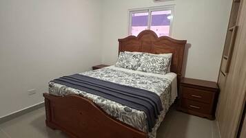 3 habitaciones, wifi gratis y ropa de cama