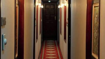 Lorong
