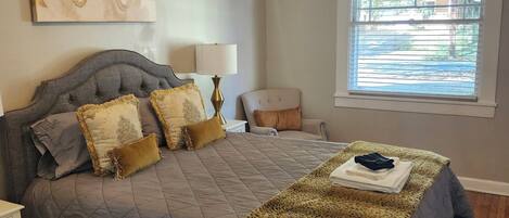 2 habitaciones, tabla de planchar con plancha y wifi gratis
