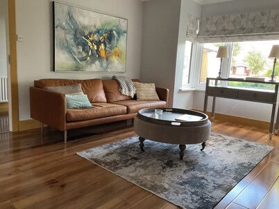 Enchanting 3-bedroom bungalow in Clane