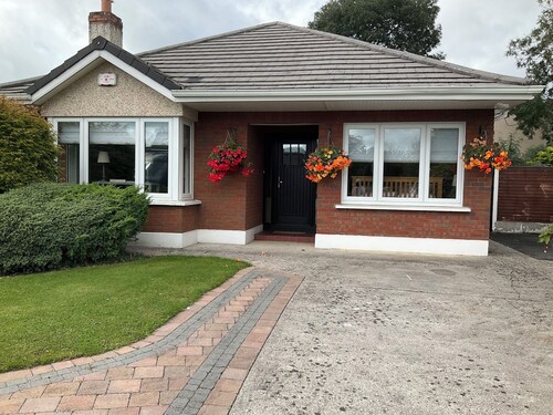 Enchanting 3-bedroom bungalow in Clane