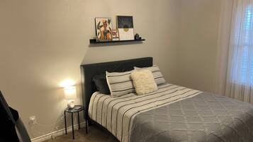 3 habitaciones, tabla de planchar con plancha y wifi gratis