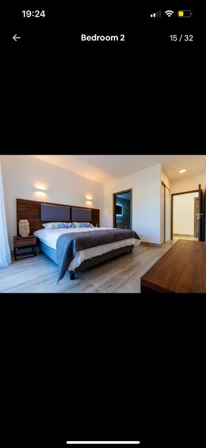 3 chambres, fer et planche à repasser, Wi-Fi gratuit, draps fournis