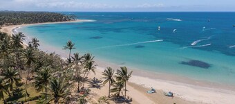 La Stuga del Mar your home in Portillo -Walk to Portillo Beach