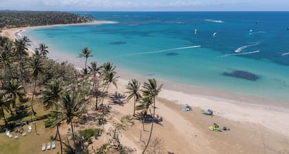 La Stuga del Mar your home in Portillo -Walk to Portillo Beach