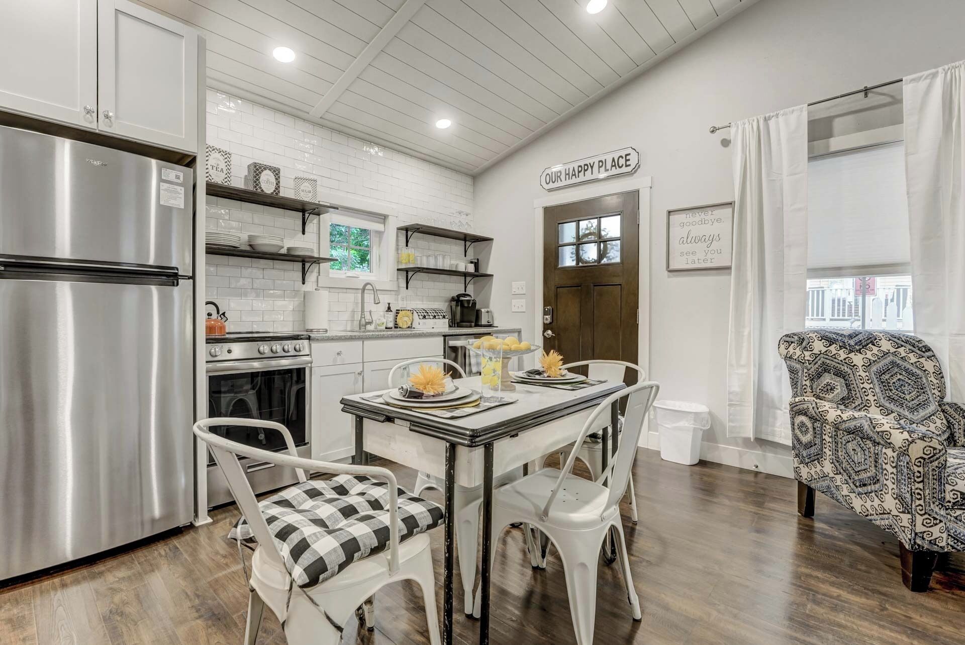 Microwave, oven, stovetop, dishwasher