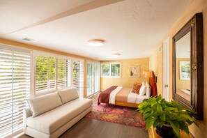 2 chambres, fer et planche à repasser, accès au Wi-Fi (inclus)