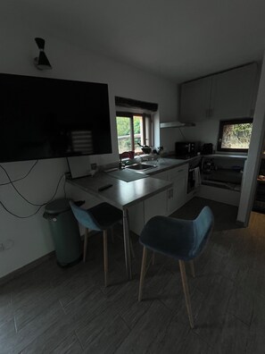 Microwave, oven, stovetop