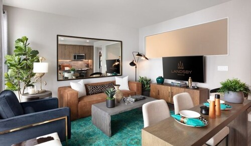 Relax in a 1BR Condo at Landsby with Hot Tub & Pool