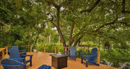 Riverside Cottage just a short walk to downtown!