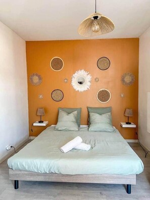 1 bedroom, iron/ironing board, WiFi, bed sheets