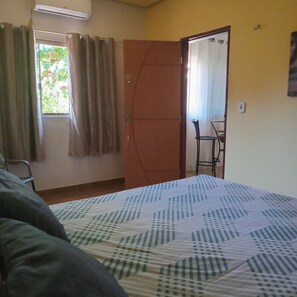 1 bedroom, iron/ironing board, internet, bed sheets