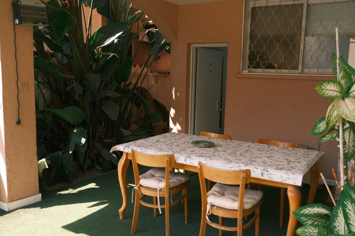 Comfort-Doppel- oder -Zweibettzimmer, Gartenblick | Blick auf den Innenhof
